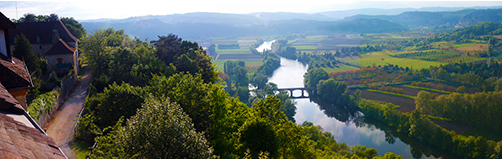 photo of the Dordogne River valley from Domme.© J. Hulsey
