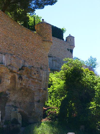 photo of Gordes, France. ©J. Hulsey