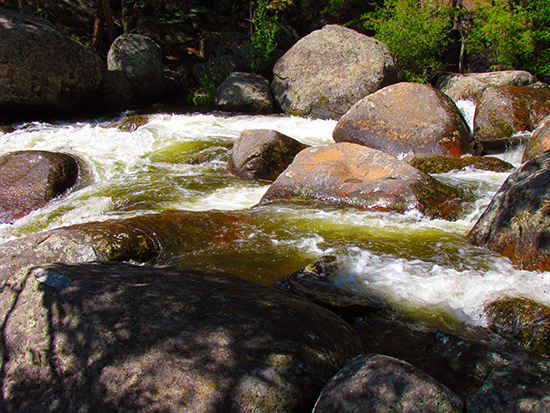 Photo of boulders in the Big Thompson River, RMNP, Colorado