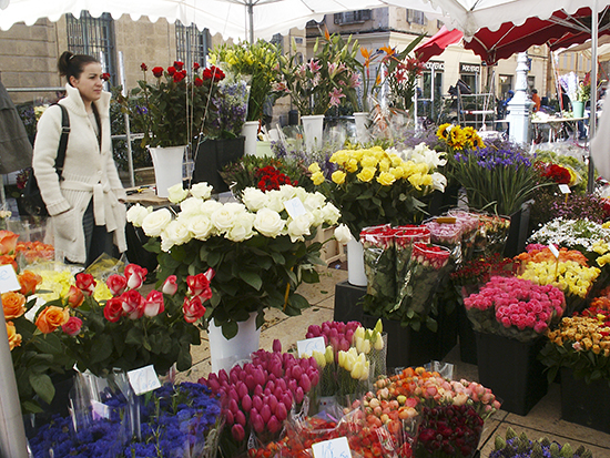 photo of flower market, Aix, France. © J. Hulsey